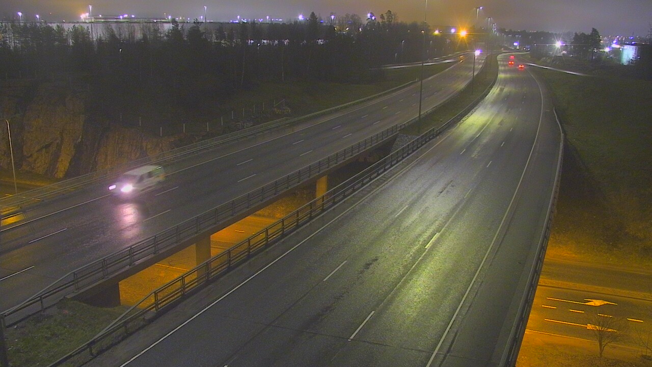 Weather Camera Image Väg 50 Vanda Kalliosola, Vantaa, Uusimaa