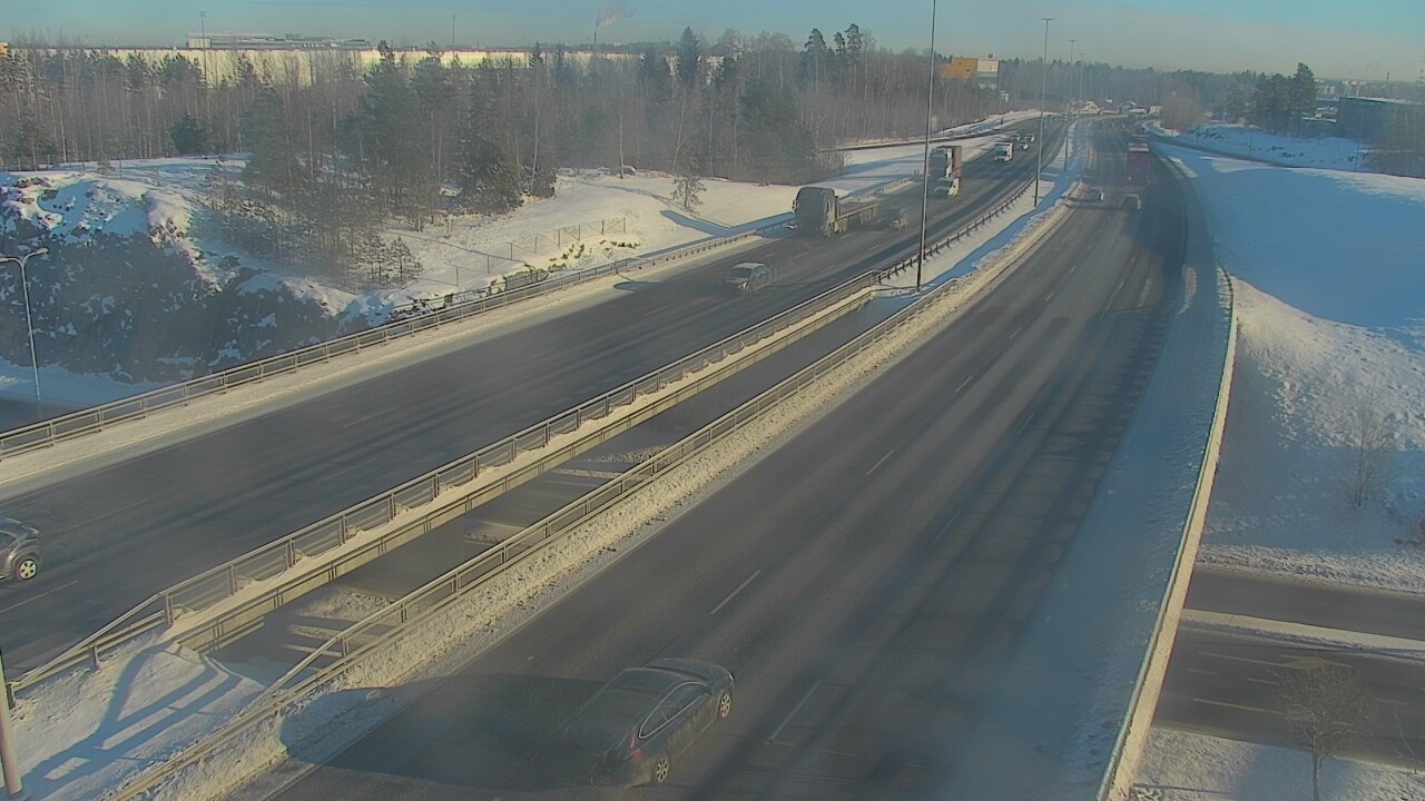 Weather Camera Image Väg 50 Vanda Kalliosola, Vantaa, Uusimaa