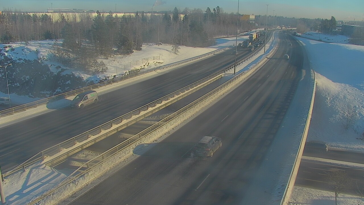 Weather Camera Image Väg 50 Vanda Kalliosola, Vantaa, Uusimaa