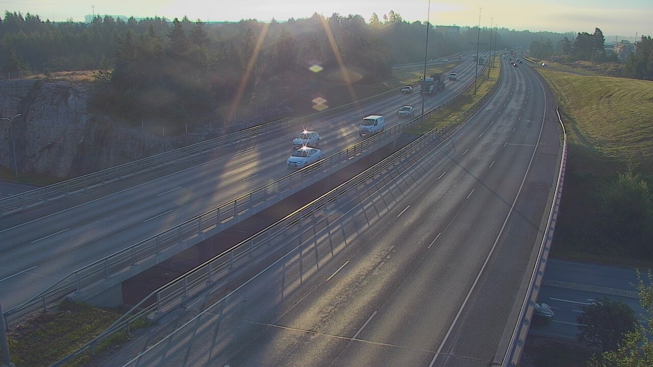 Weather Camera Image Road 50 Vantaa Kalliosola, Vantaa, Uusimaa