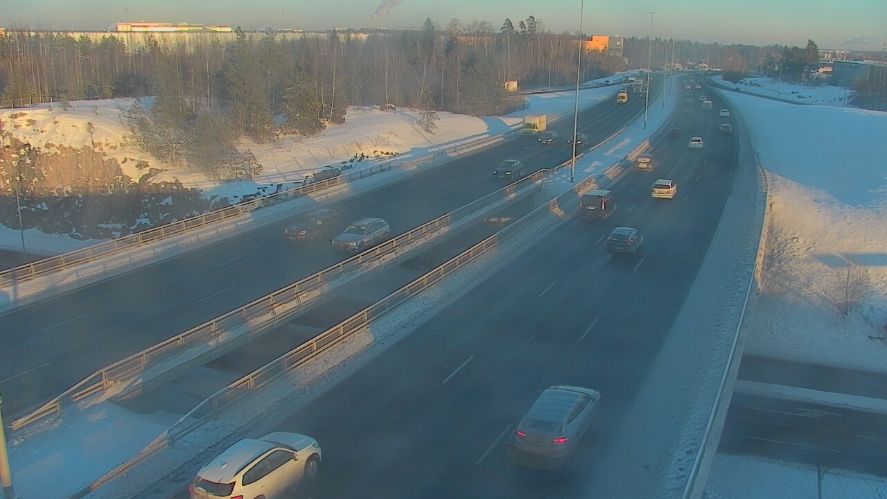 Weather Camera Image Väg 50 Vanda Kalliosola, Vantaa, Uusimaa