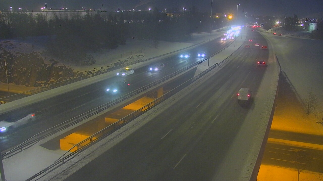 Weather Camera Image Väg 50 Vanda Kalliosola, Vantaa, Uusimaa