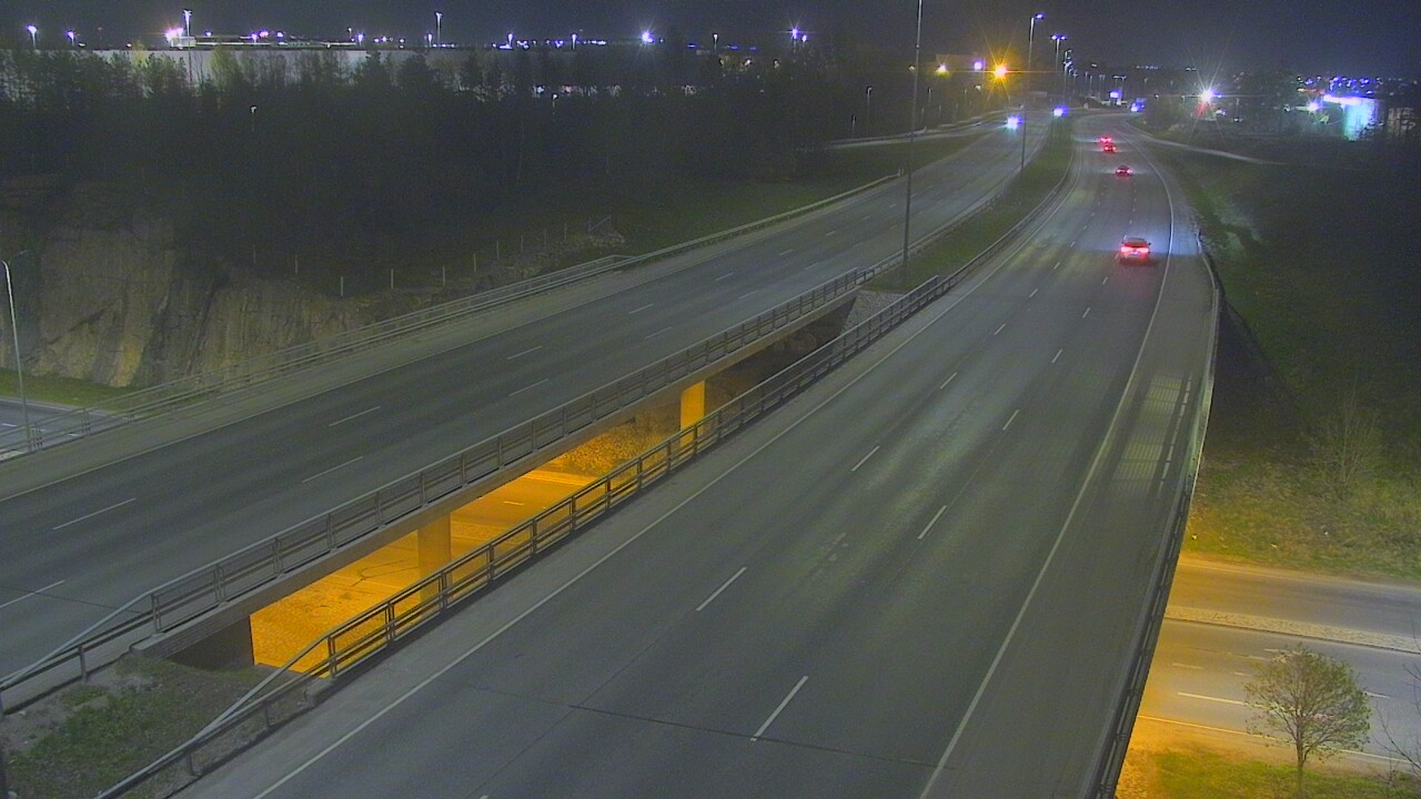 Weather Camera Image Road 50 Vantaa Kalliosola, Vantaa, Uusimaa