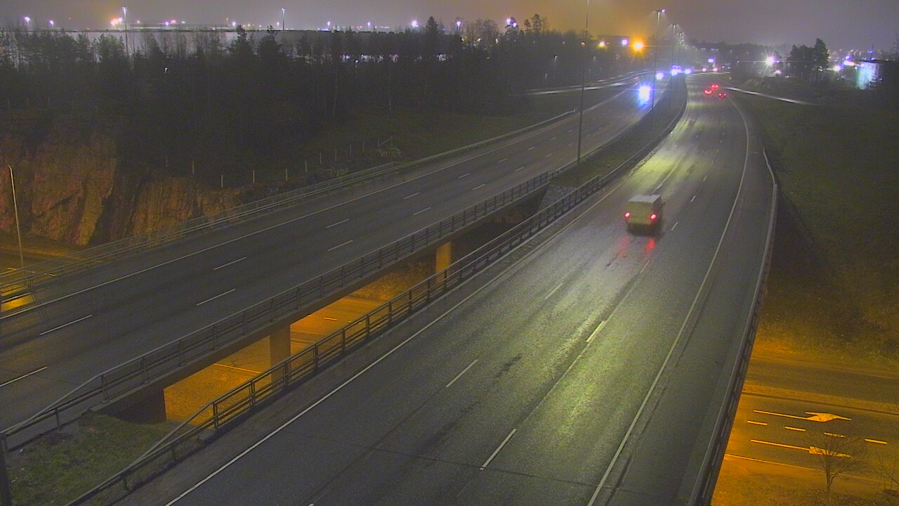 Weather Camera Image Väg 50 Vanda Kalliosola, Vantaa, Uusimaa