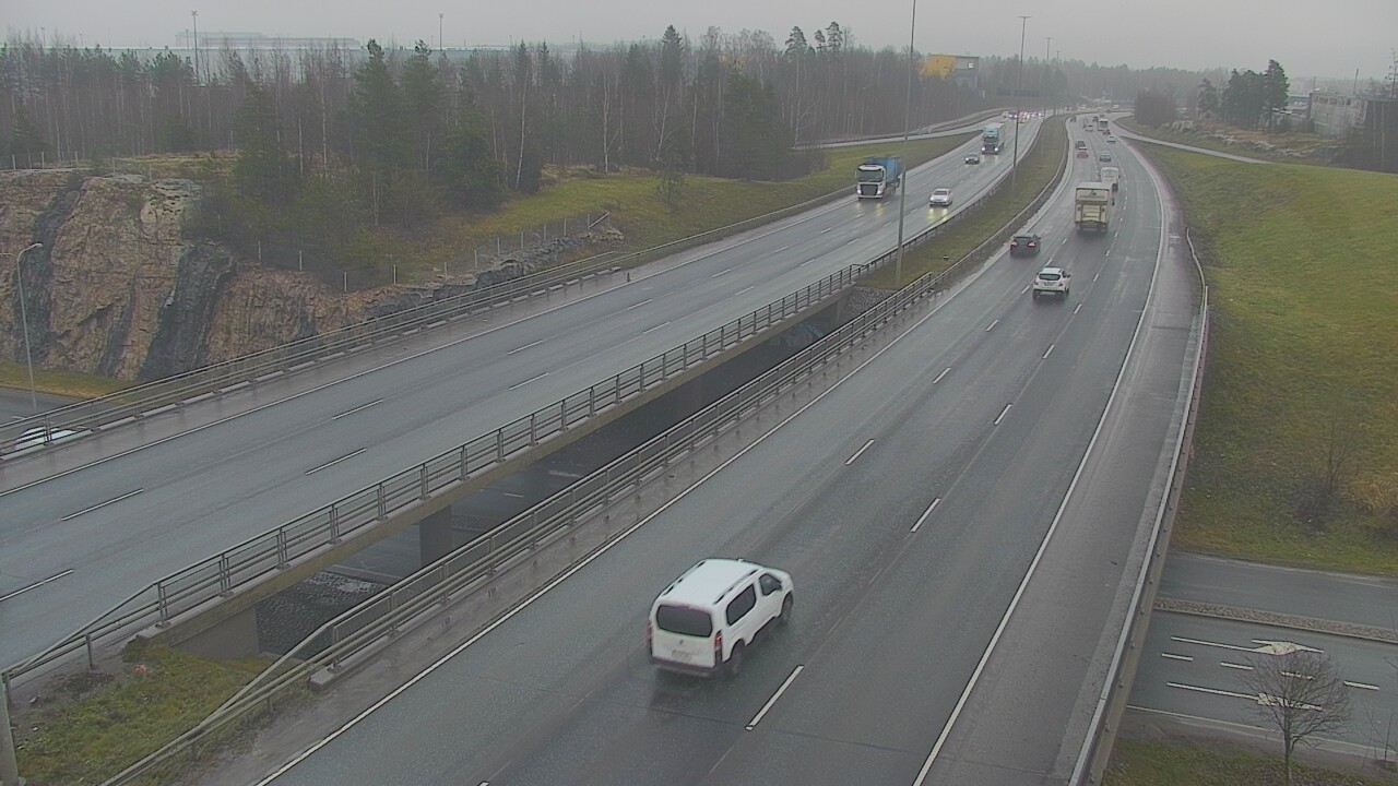 Weather Camera Image Väg 50 Vanda Kalliosola, Vantaa, Uusimaa