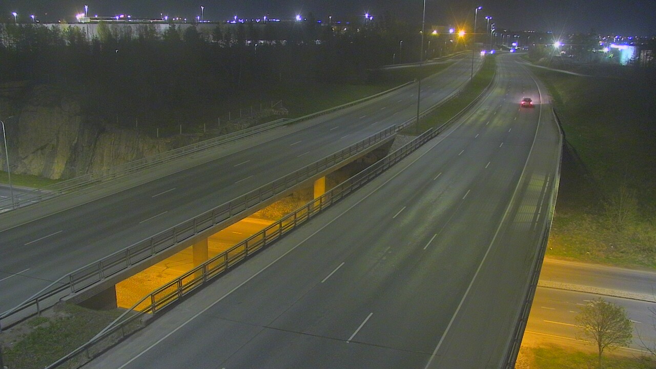 Weather Camera Image Road 50 Vantaa Kalliosola, Vantaa, Uusimaa