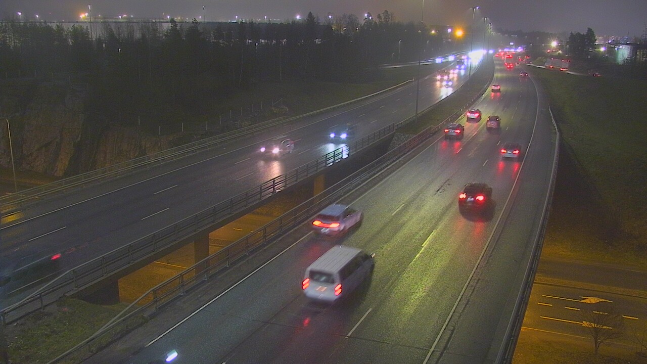 Weather Camera Image Väg 50 Vanda Kalliosola, Vantaa, Uusimaa