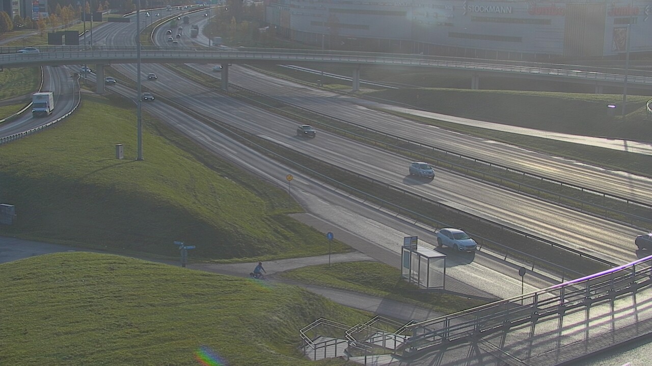 Kelikamerat Kuva Tie 50 Vantaa Lentoasema, Vantaa, Uusimaa