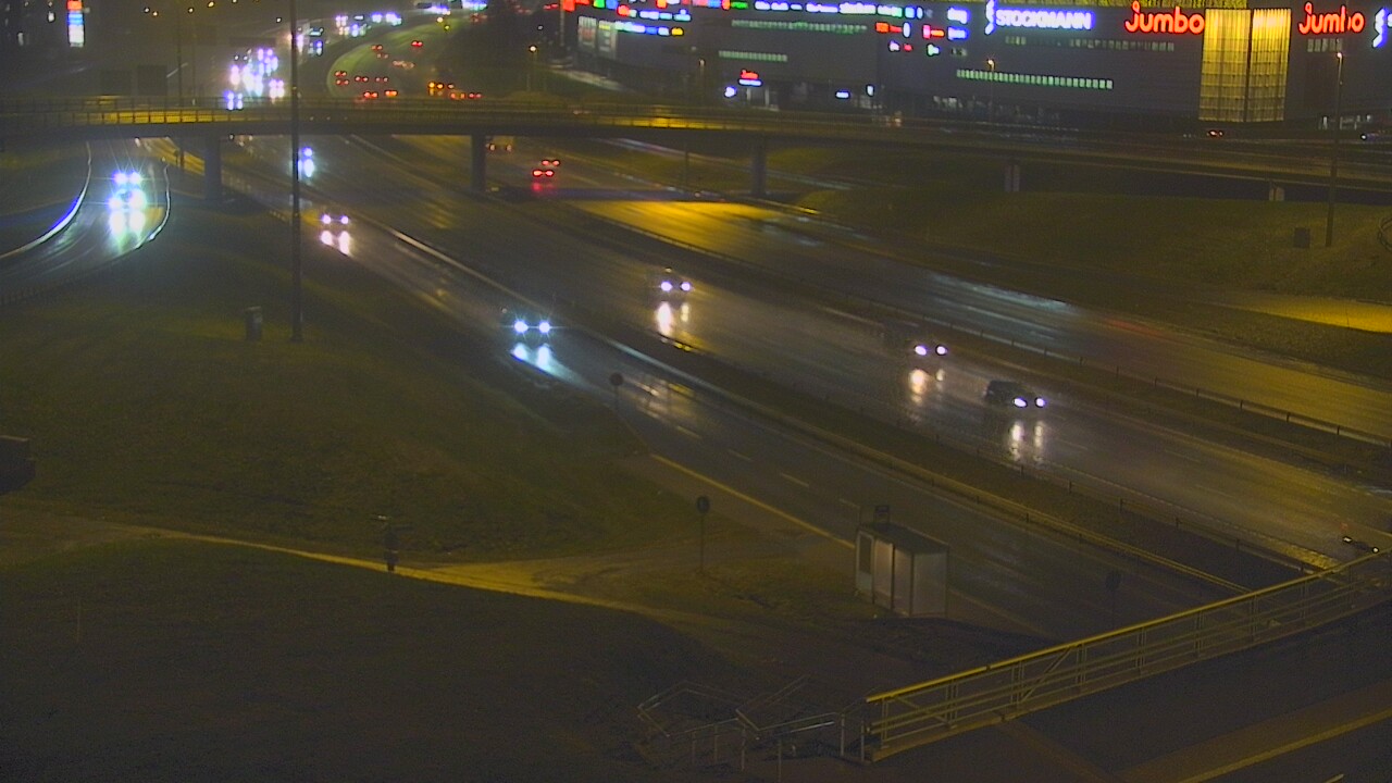 Weather Camera Image Väg 50 Vanda Flygplats, Vantaa, Uusimaa