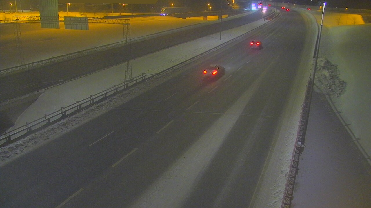 Weather Camera Image Väg 50 Vanda Tusbyleden, Vantaa, Uusimaa