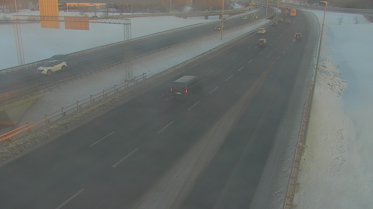 Weather Camera Image Väg 50 Vanda Tusbyleden, Vantaa, Uusimaa