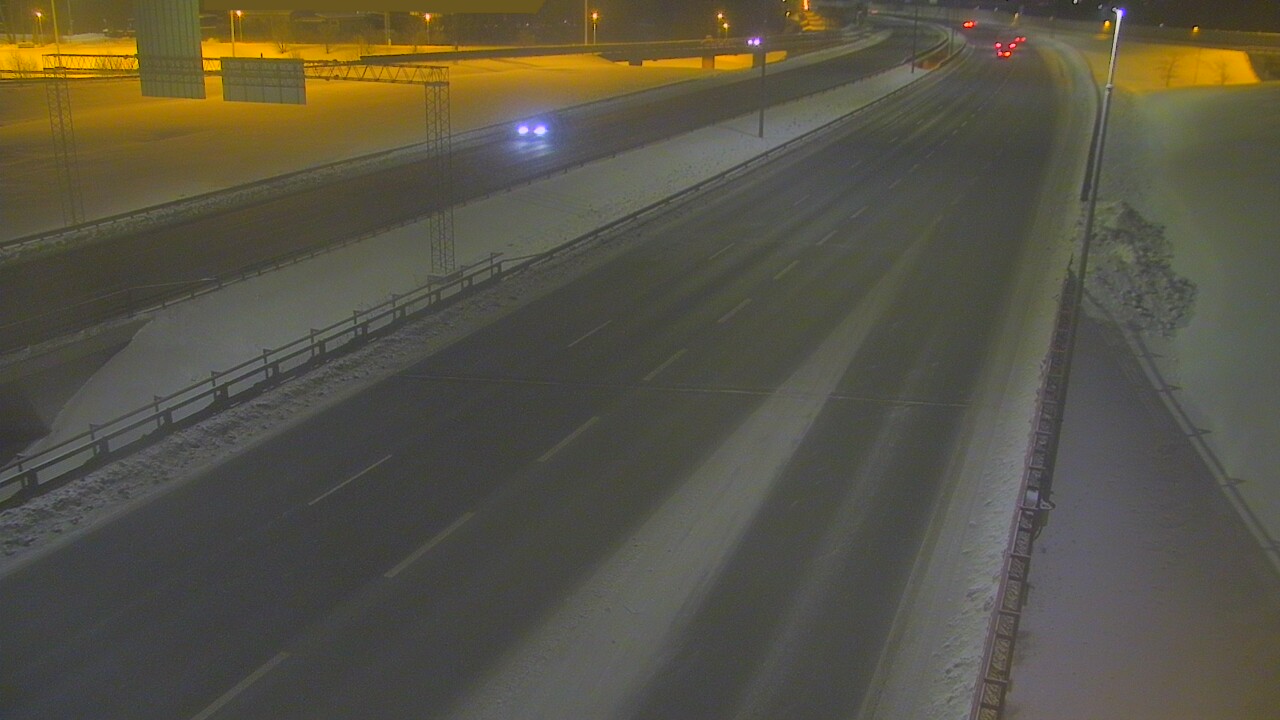 Weather Camera Image Väg 50 Vanda Tusbyleden, Vantaa, Uusimaa