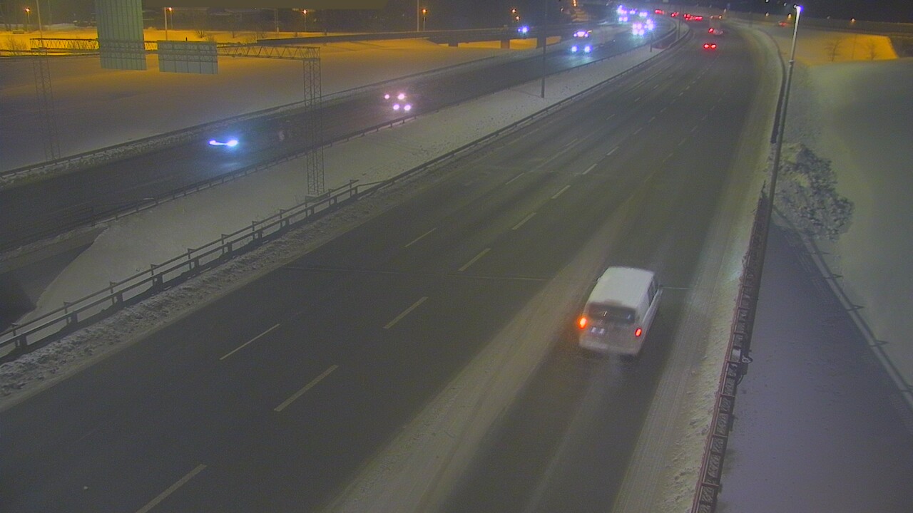 Weather Camera Image Väg 50 Vanda Tusbyleden, Vantaa, Uusimaa