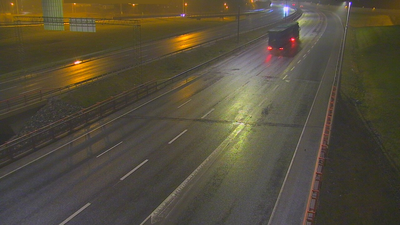 Weather Camera Image Väg 50 Vanda Tusbyleden, Vantaa, Uusimaa