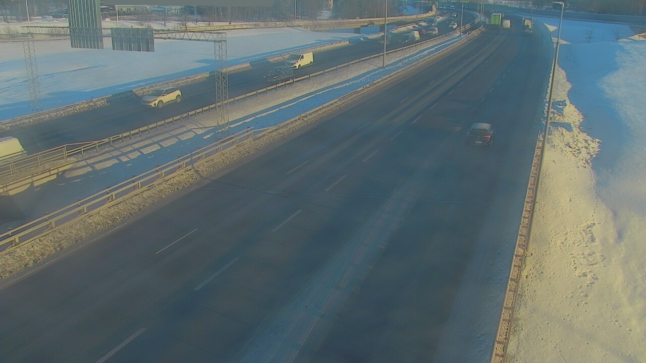 Weather Camera Image Väg 50 Vanda Tusbyleden, Vantaa, Uusimaa