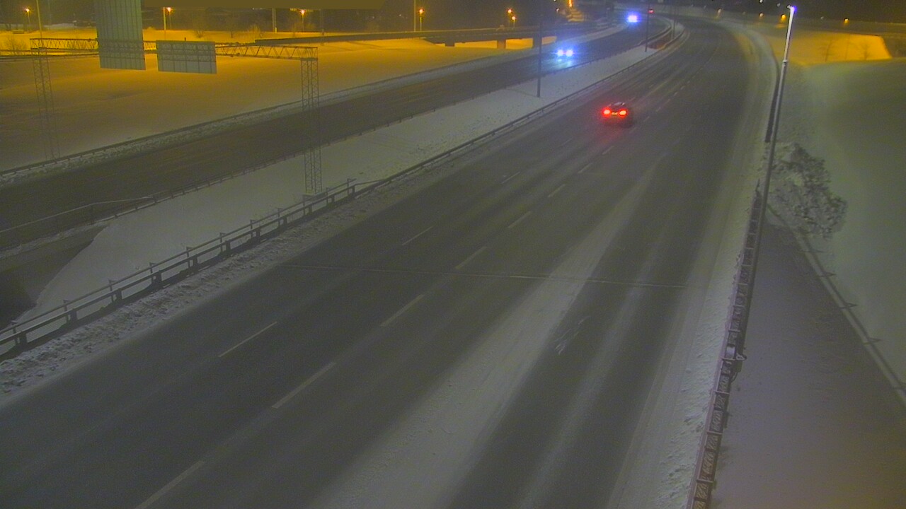 Weather Camera Image Väg 50 Vanda Tusbyleden, Vantaa, Uusimaa