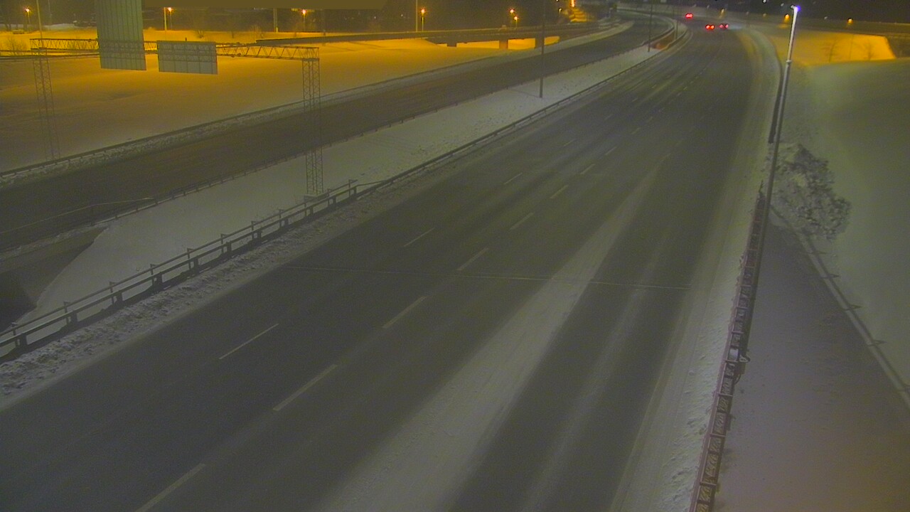 Weather Camera Image Väg 50 Vanda Tusbyleden, Vantaa, Uusimaa