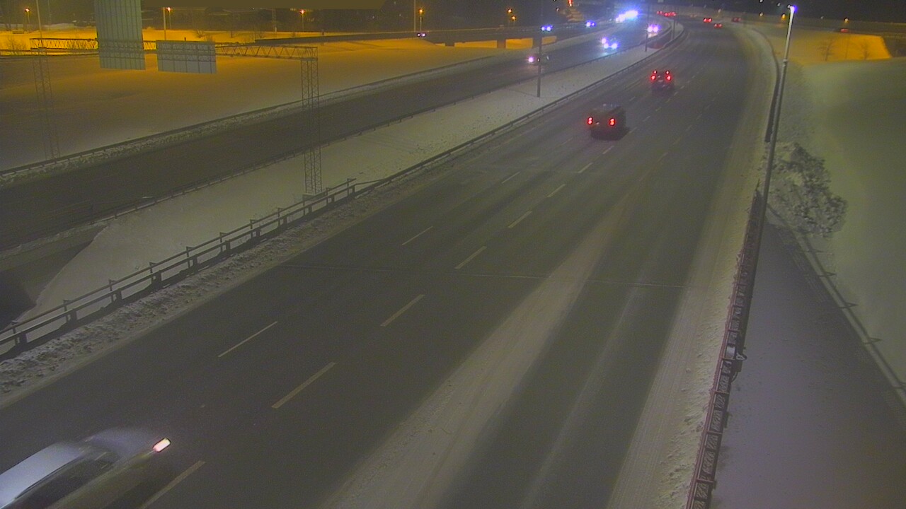 Weather Camera Image Väg 50 Vanda Tusbyleden, Vantaa, Uusimaa