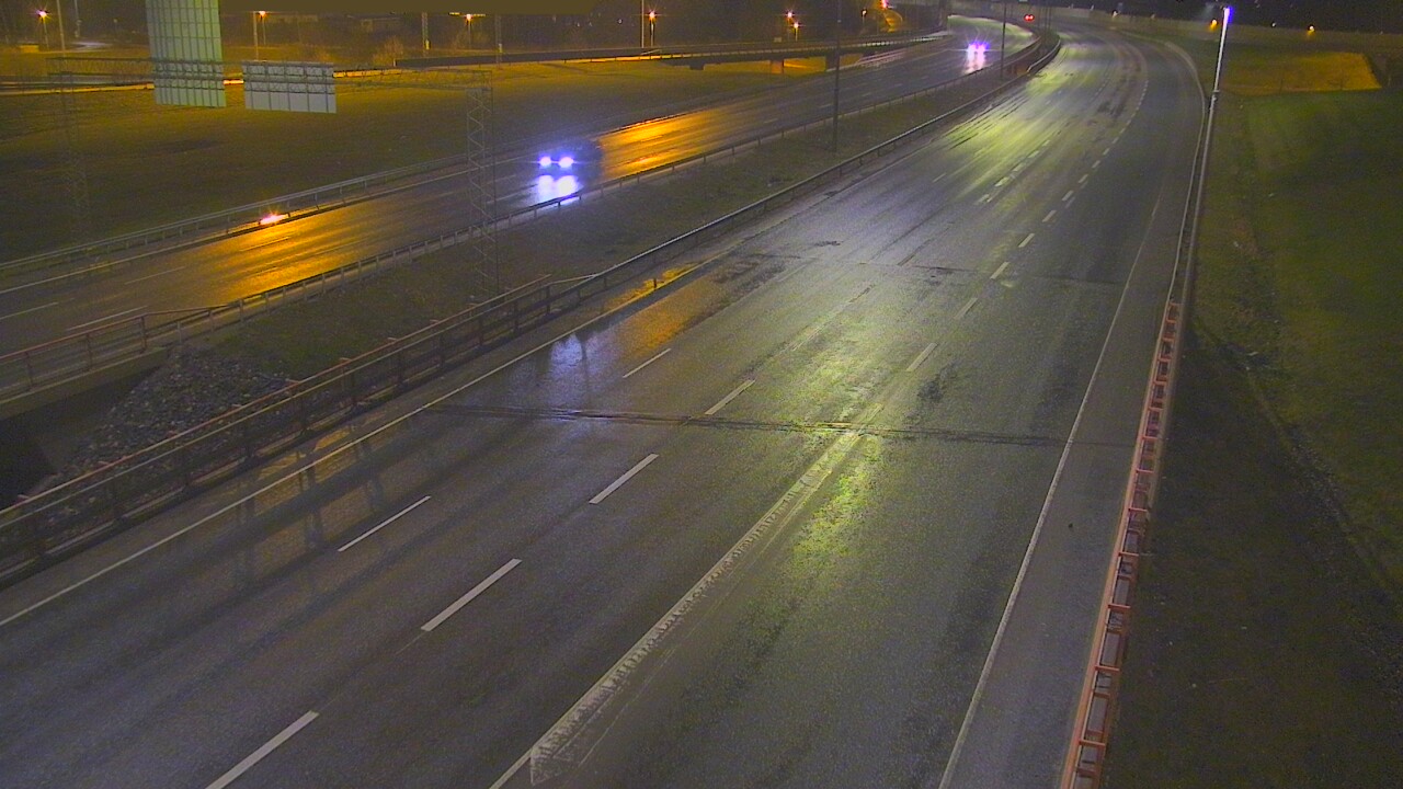 Weather Camera Image Väg 50 Vanda Tusbyleden, Vantaa, Uusimaa