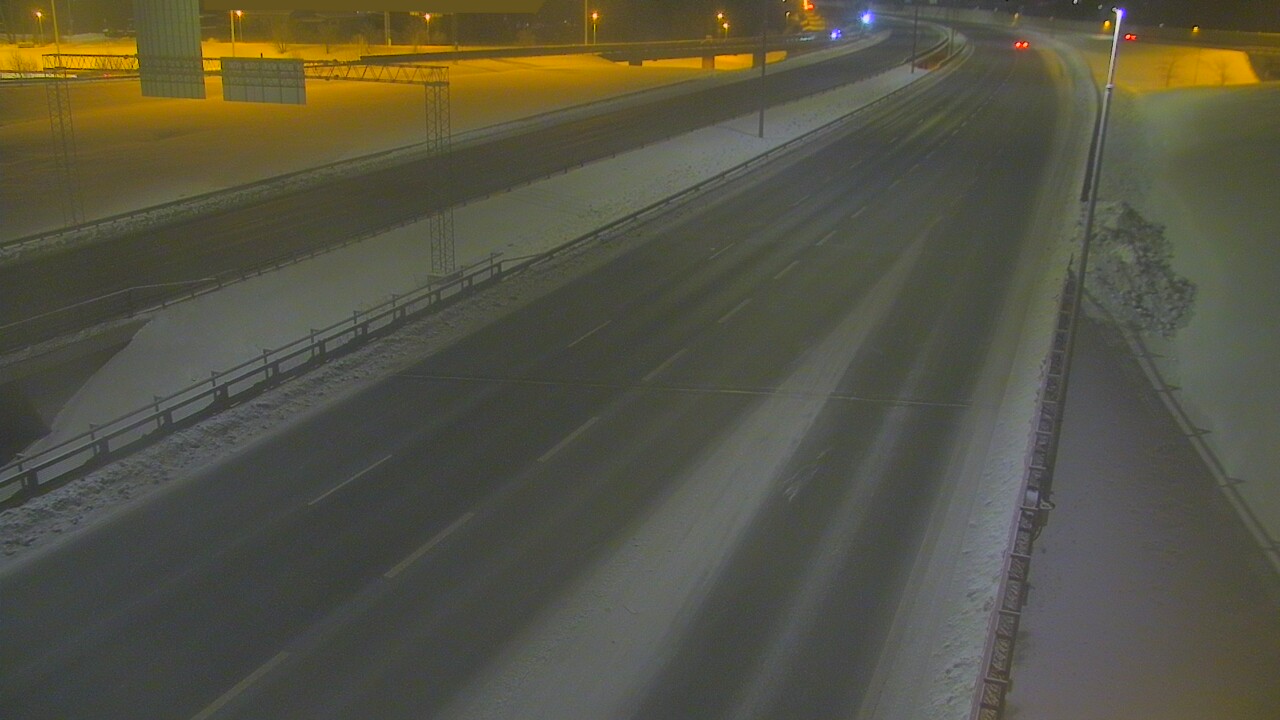 Weather Camera Image Väg 50 Vanda Tusbyleden, Vantaa, Uusimaa