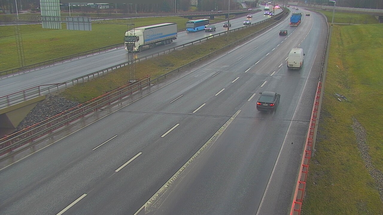 Weather Camera Image Väg 50 Vanda Tusbyleden, Vantaa, Uusimaa