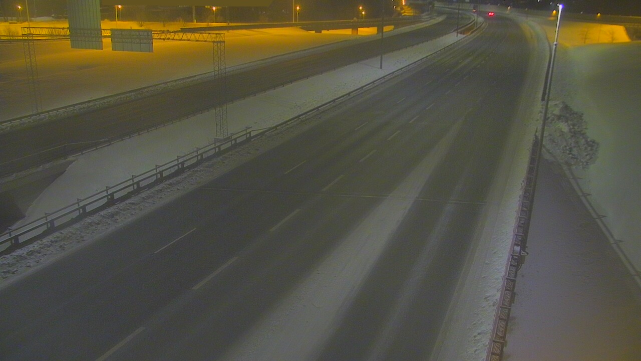 Weather Camera Image Väg 50 Vanda Tusbyleden, Vantaa, Uusimaa