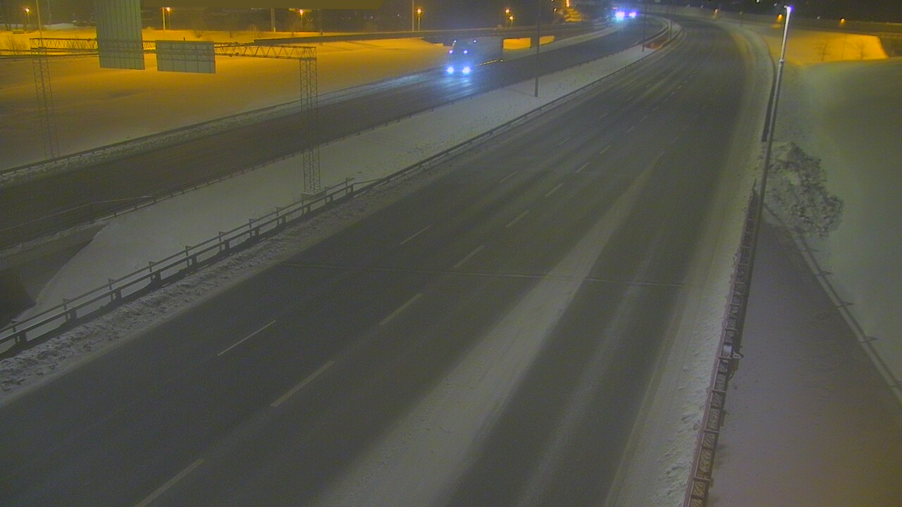 Weather Camera Image Väg 50 Vanda Tusbyleden, Vantaa, Uusimaa