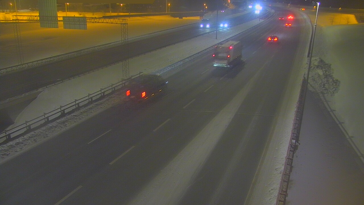 Weather Camera Image Väg 50 Vanda Tusbyleden, Vantaa, Uusimaa