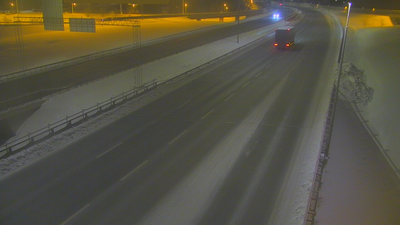 Weather Camera Image Väg 50 Vanda Tusbyleden, Vantaa, Uusimaa