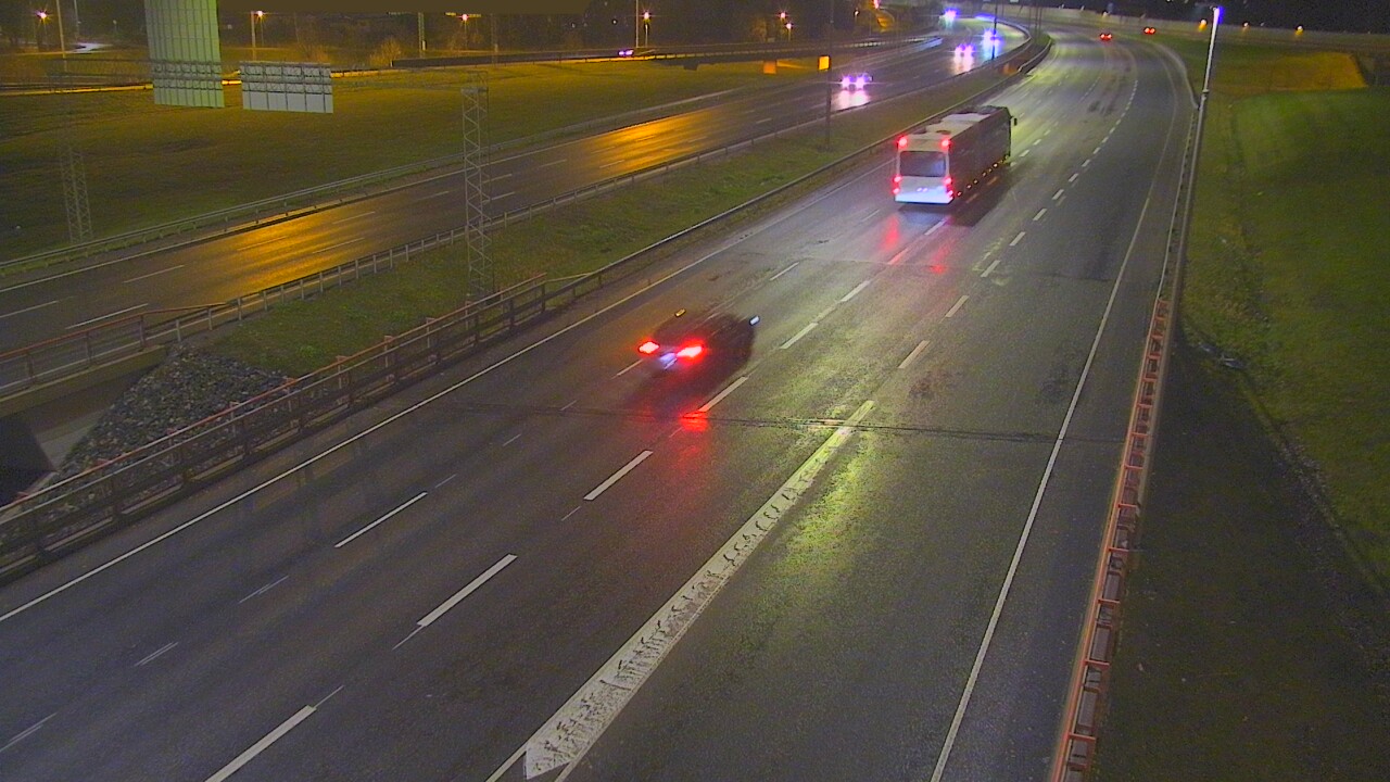 Weather Camera Image Väg 50 Vanda Tusbyleden, Vantaa, Uusimaa