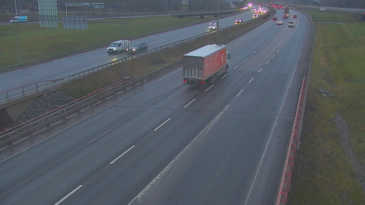 Weather Camera Image Väg 50 Vanda Tusbyleden, Vantaa, Uusimaa