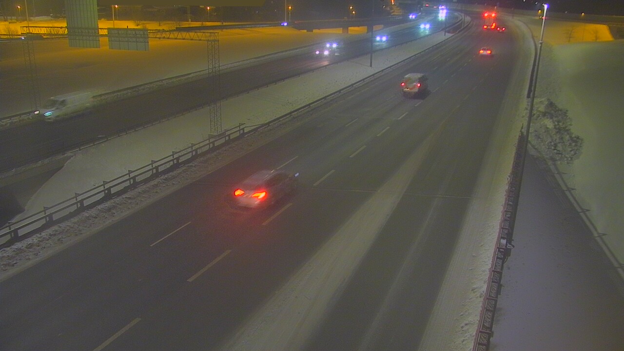 Weather Camera Image Väg 50 Vanda Tusbyleden, Vantaa, Uusimaa