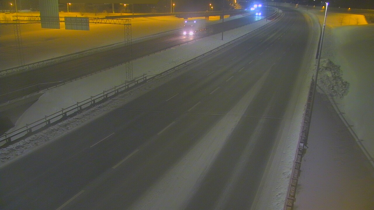 Weather Camera Image Väg 50 Vanda Tusbyleden, Vantaa, Uusimaa