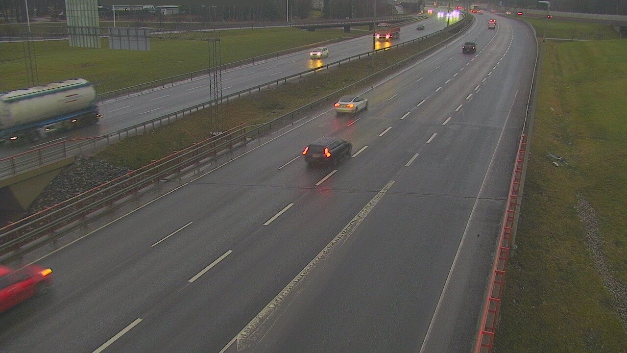 Weather Camera Image Väg 50 Vanda Tusbyleden, Vantaa, Uusimaa