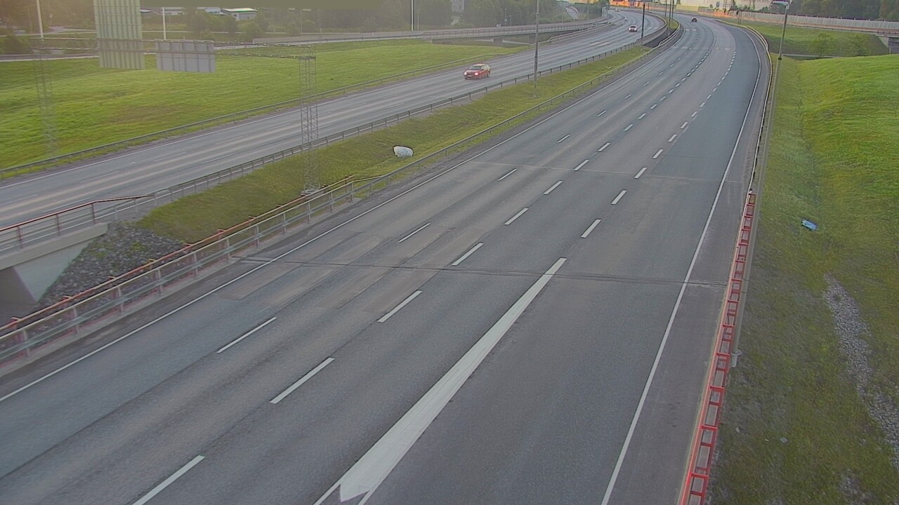 Weather Camera Image Road 50 Vantaa Tuusulanväylä, Vantaa, Uusimaa