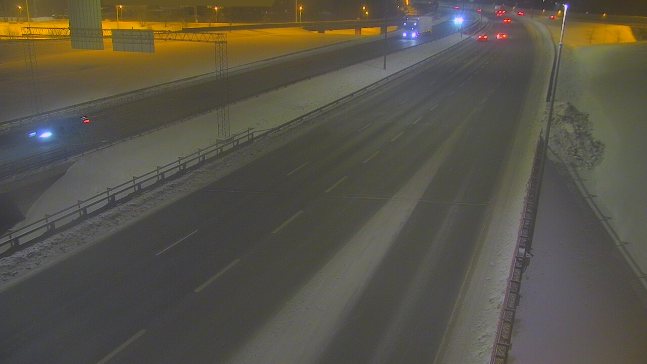 Weather Camera Image Väg 50 Vanda Tusbyleden, Vantaa, Uusimaa