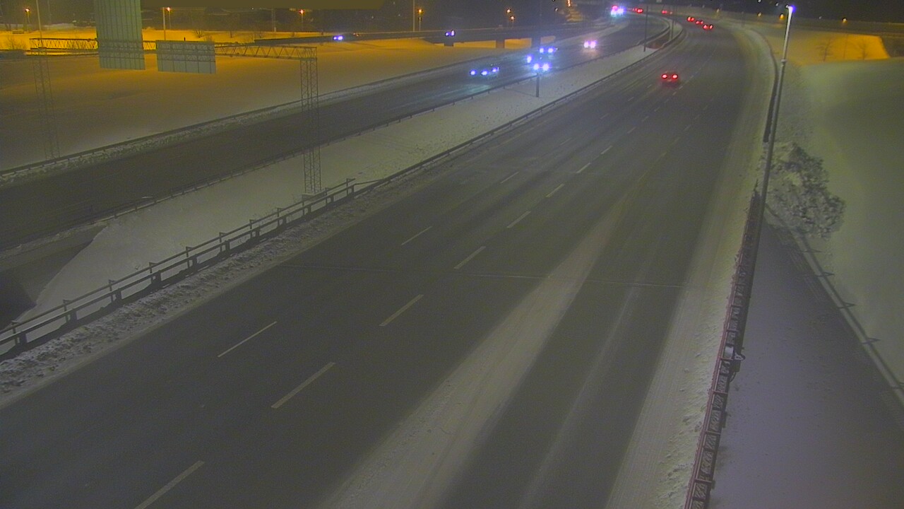 Weather Camera Image Väg 50 Vanda Tusbyleden, Vantaa, Uusimaa