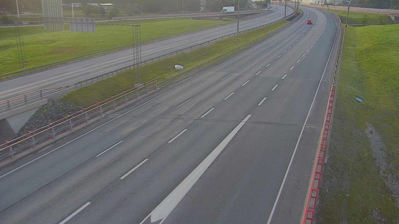 Weather Camera Image Road 50 Vantaa Tuusulanväylä, Vantaa, Uusimaa