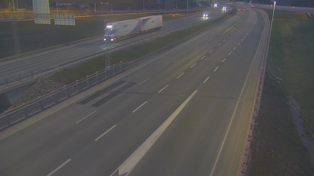 Weather Camera Image Road 50 Vantaa Tuusulanväylä, Vantaa, Uusimaa
