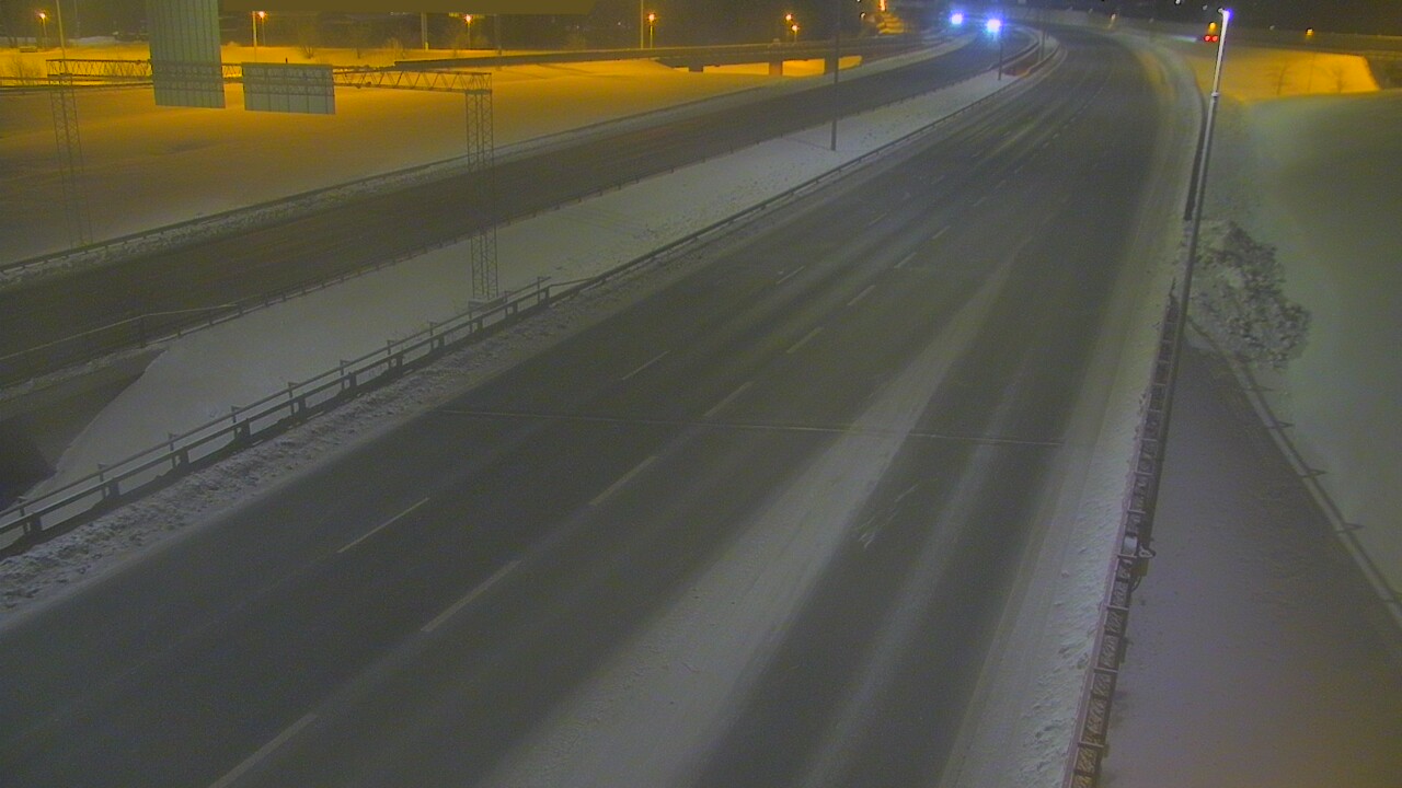 Weather Camera Image Väg 50 Vanda Tusbyleden, Vantaa, Uusimaa