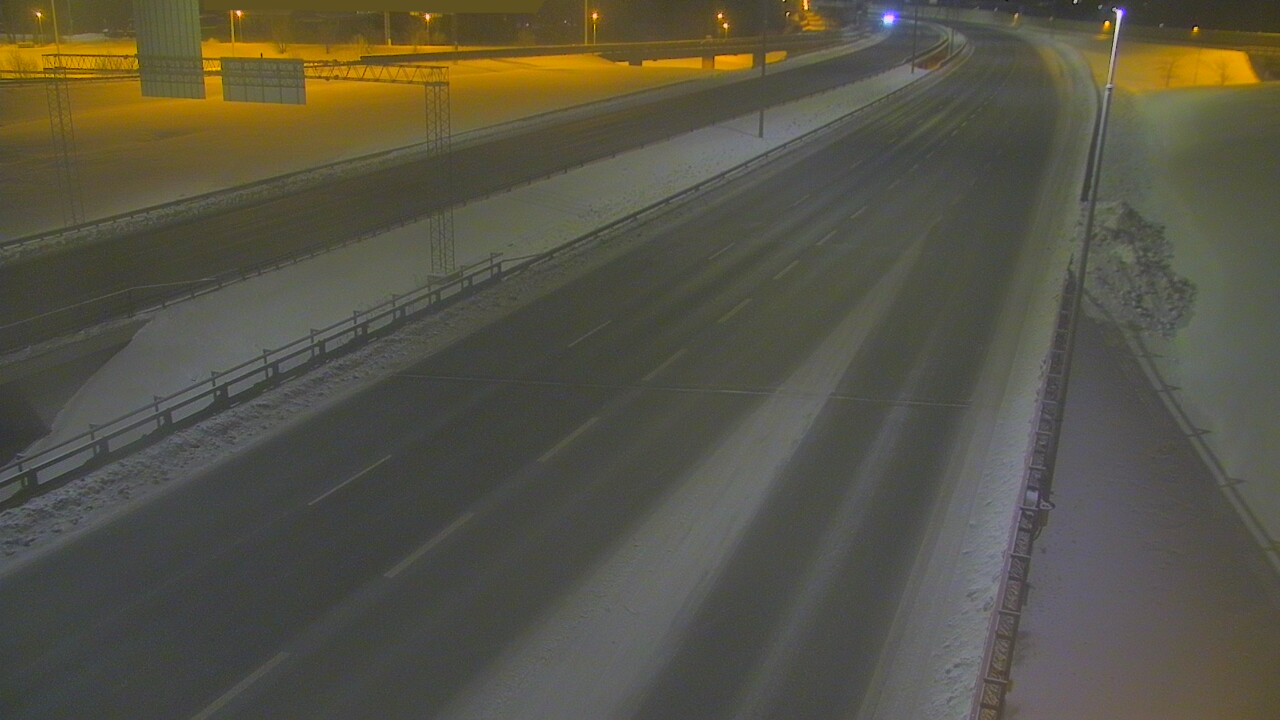 Weather Camera Image Väg 50 Vanda Tusbyleden, Vantaa, Uusimaa