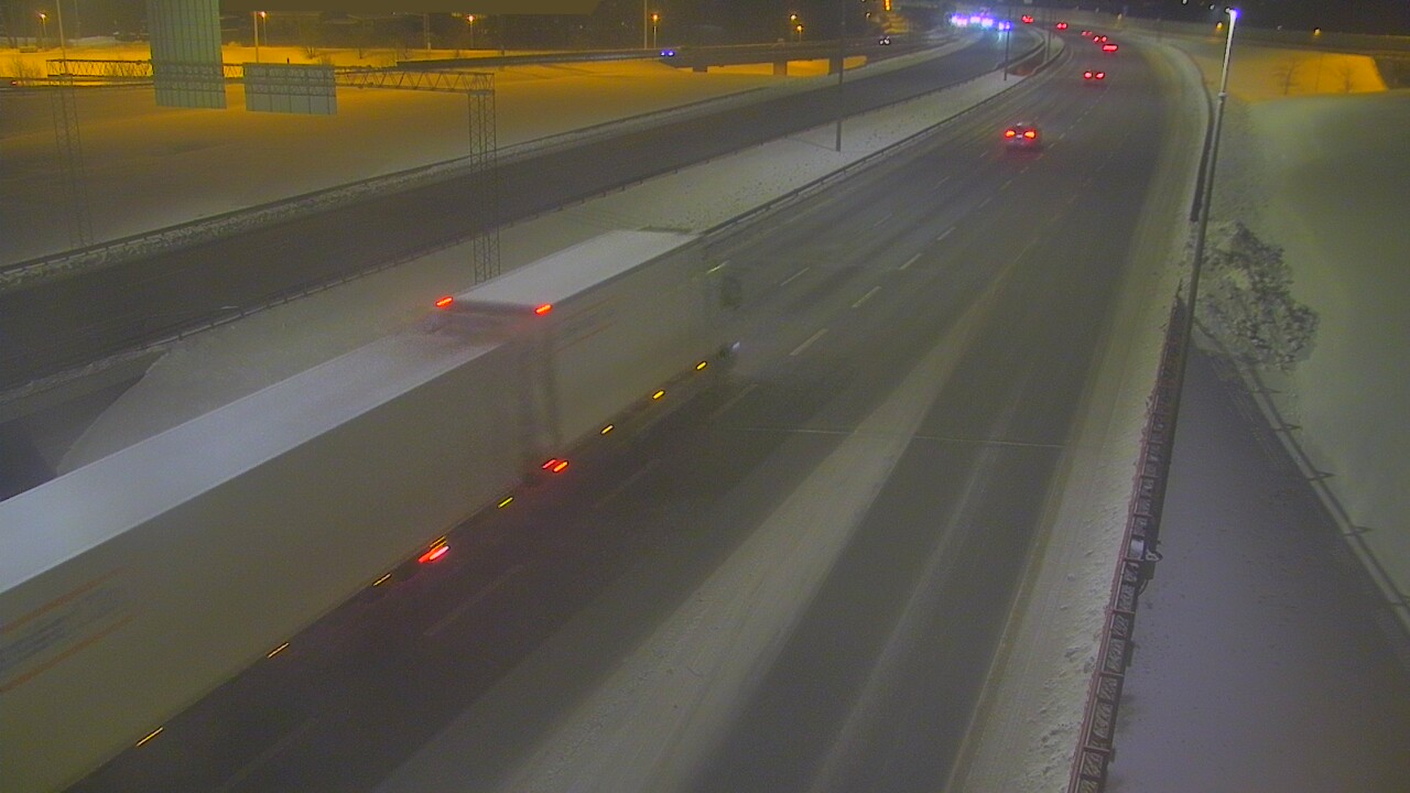 Weather Camera Image Väg 50 Vanda Tusbyleden, Vantaa, Uusimaa