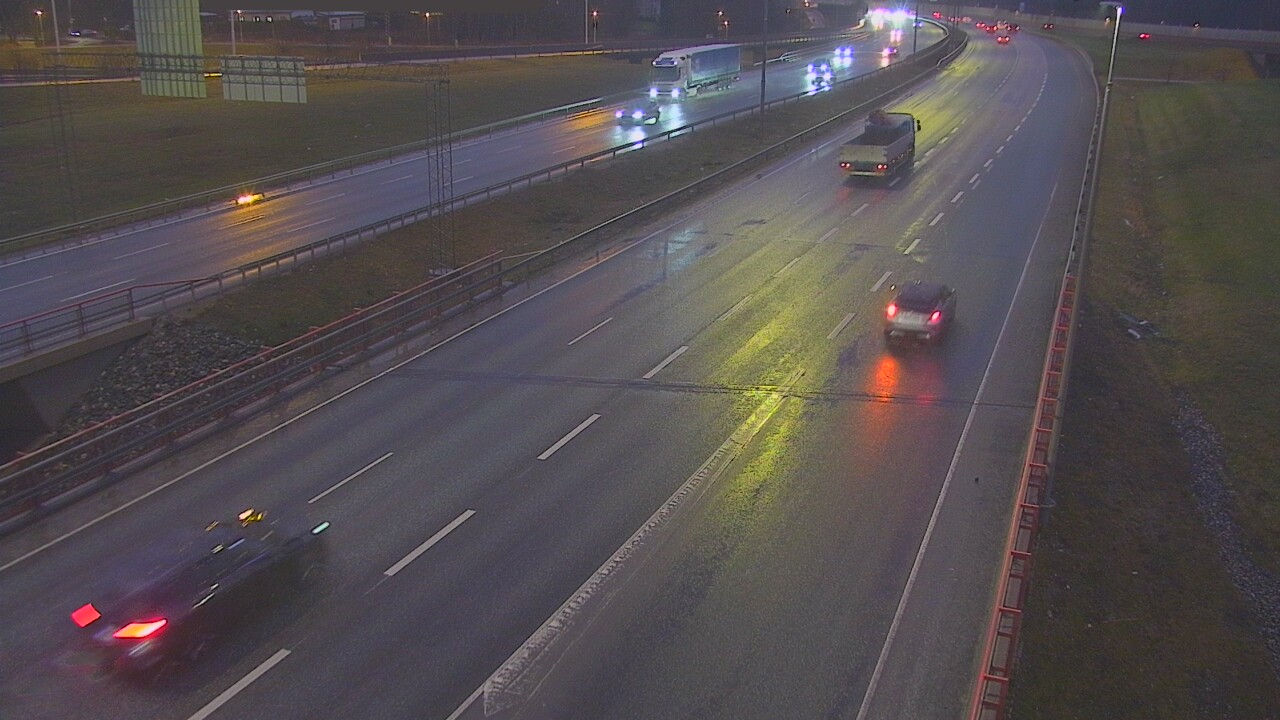 Weather Camera Image Väg 50 Vanda Tusbyleden, Vantaa, Uusimaa