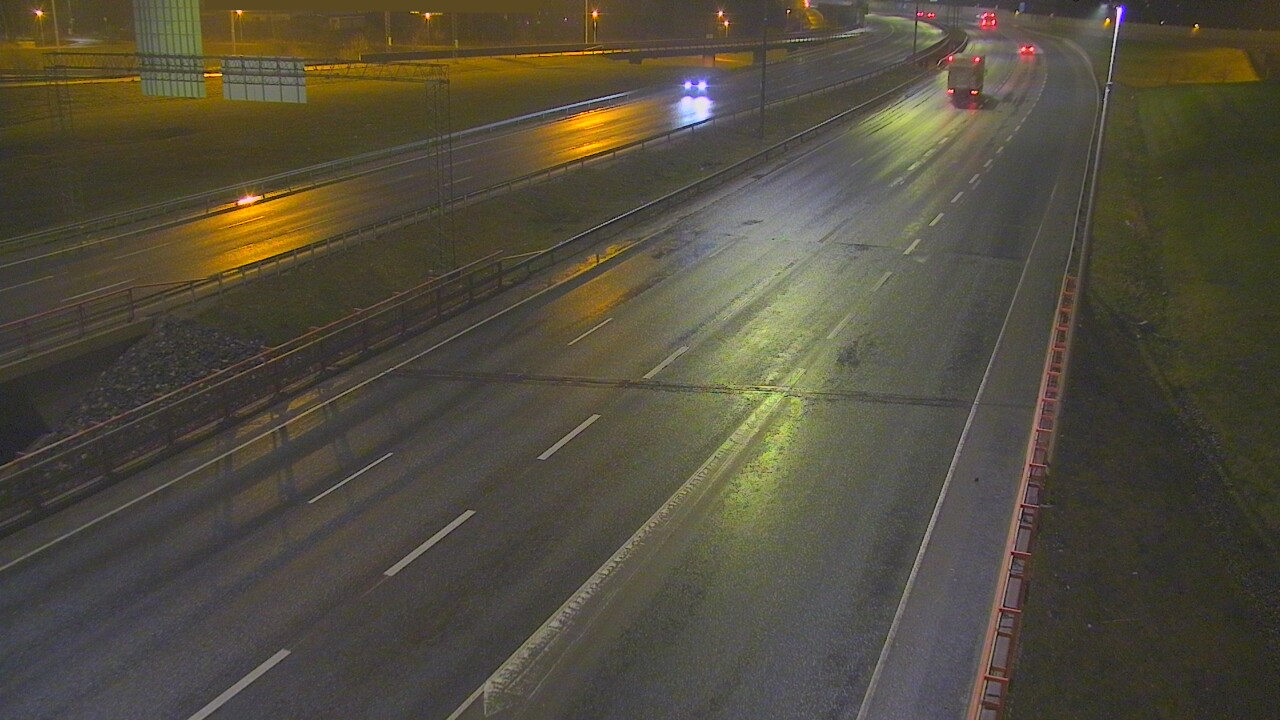 Weather Camera Image Väg 50 Vanda Tusbyleden, Vantaa, Uusimaa