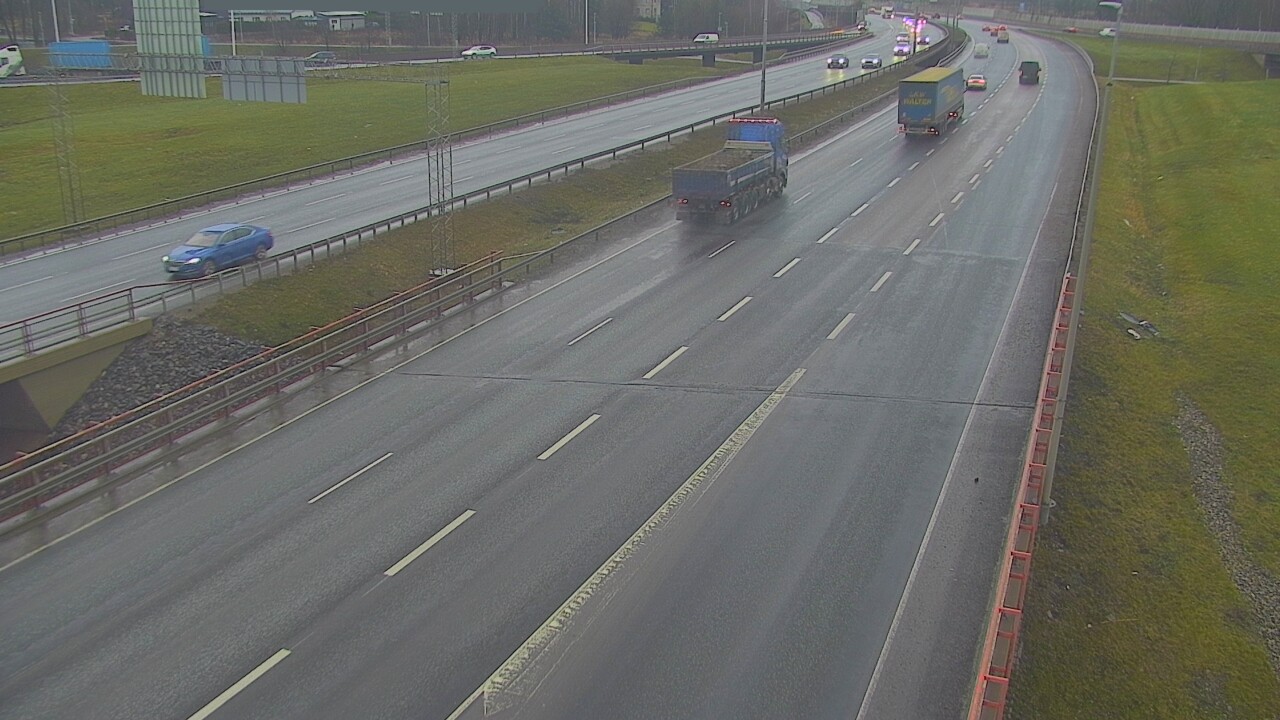 Weather Camera Image Väg 50 Vanda Tusbyleden, Vantaa, Uusimaa