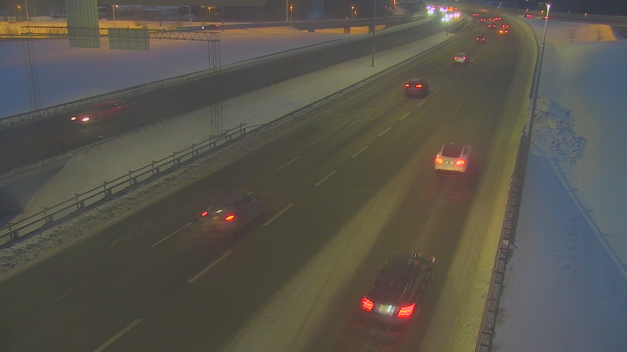 Weather Camera Image Väg 50 Vanda Tusbyleden, Vantaa, Uusimaa