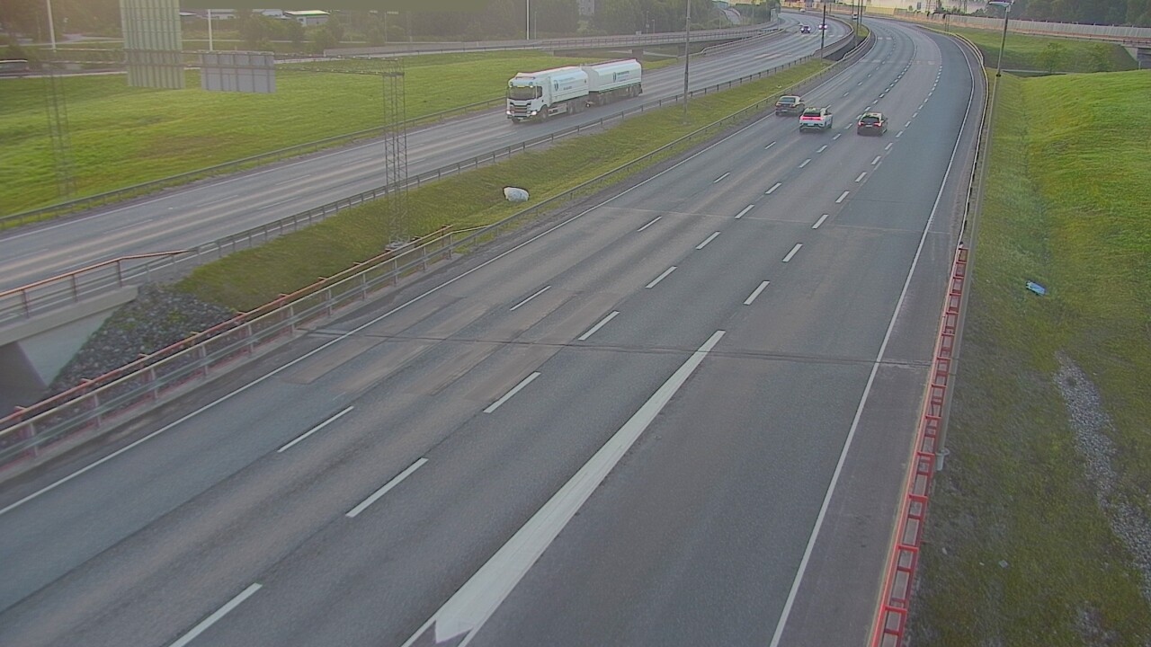 Weather Camera Image Road 50 Vantaa Tuusulanväylä, Vantaa, Uusimaa