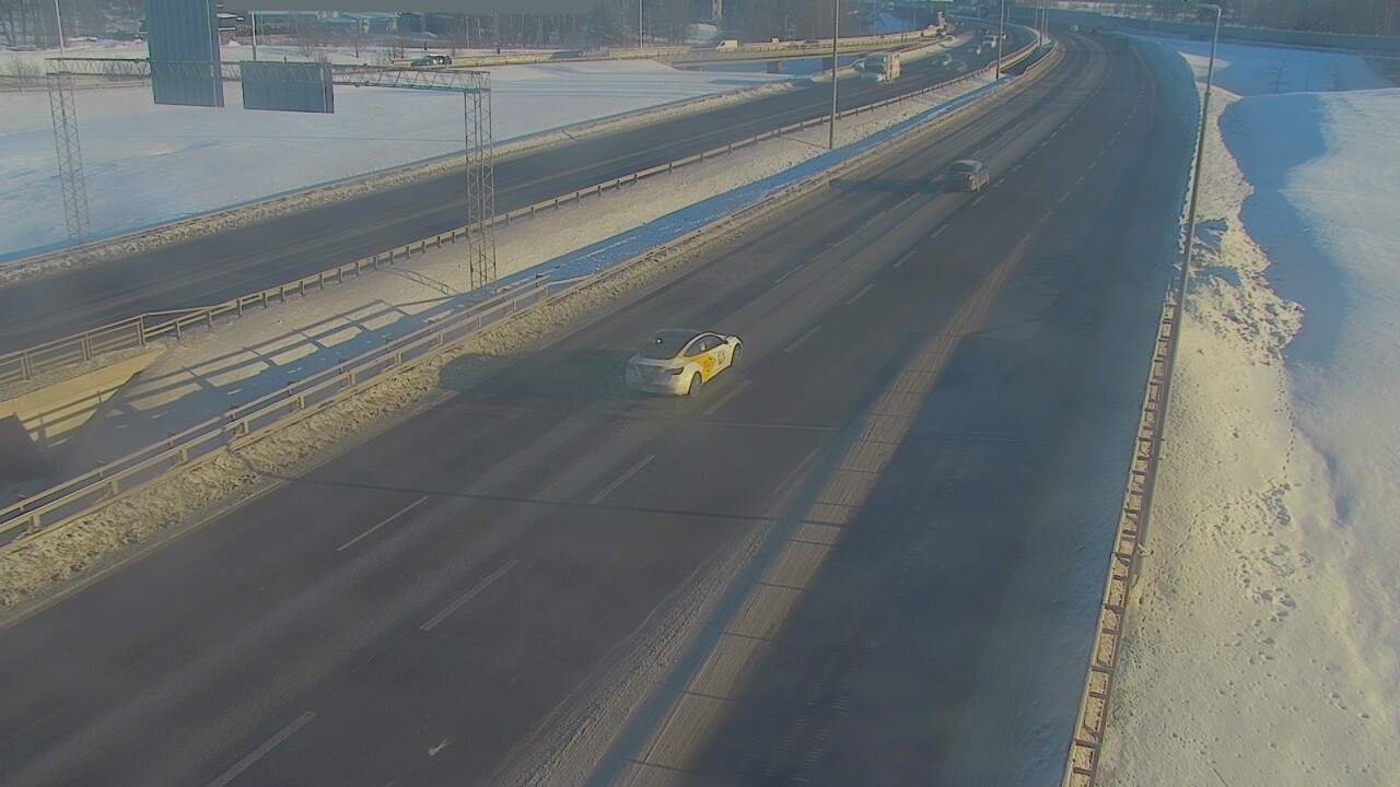 Weather Camera Image Väg 50 Vanda Tusbyleden, Vantaa, Uusimaa