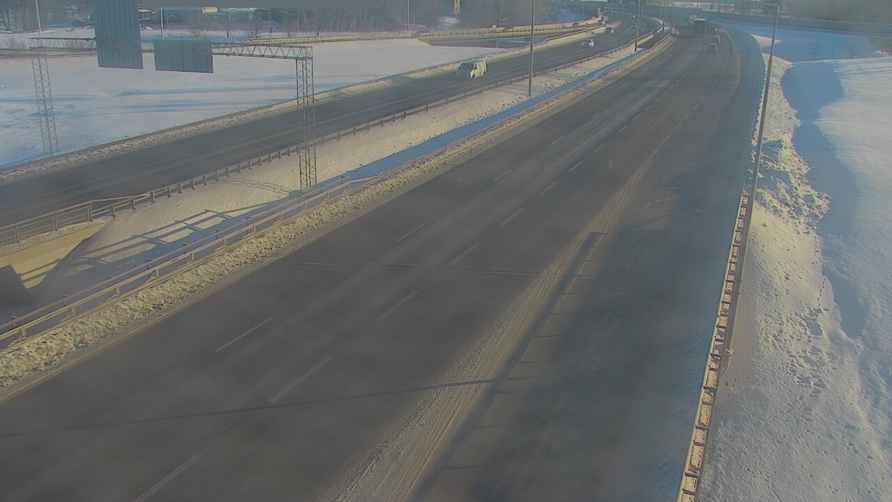 Weather Camera Image Väg 50 Vanda Tusbyleden, Vantaa, Uusimaa