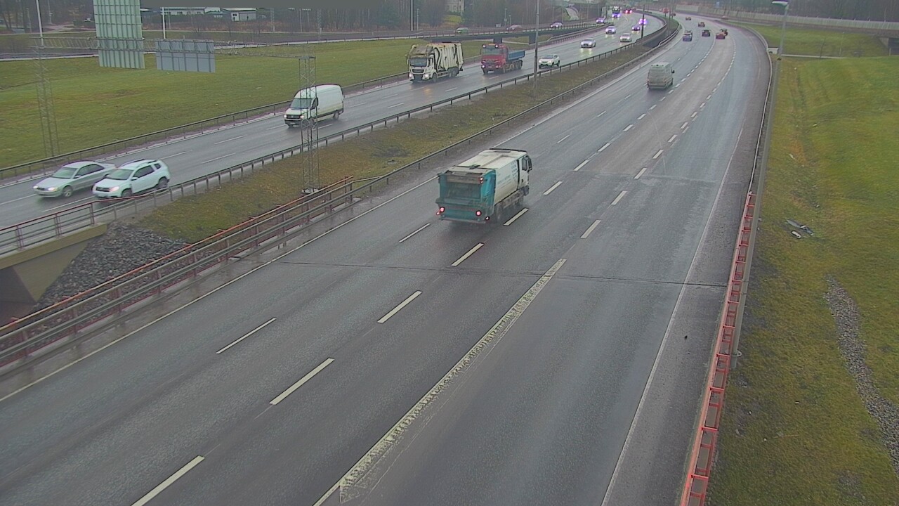 Weather Camera Image Väg 50 Vanda Tusbyleden, Vantaa, Uusimaa